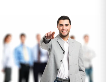 Persone felici mentre lavorano da casa